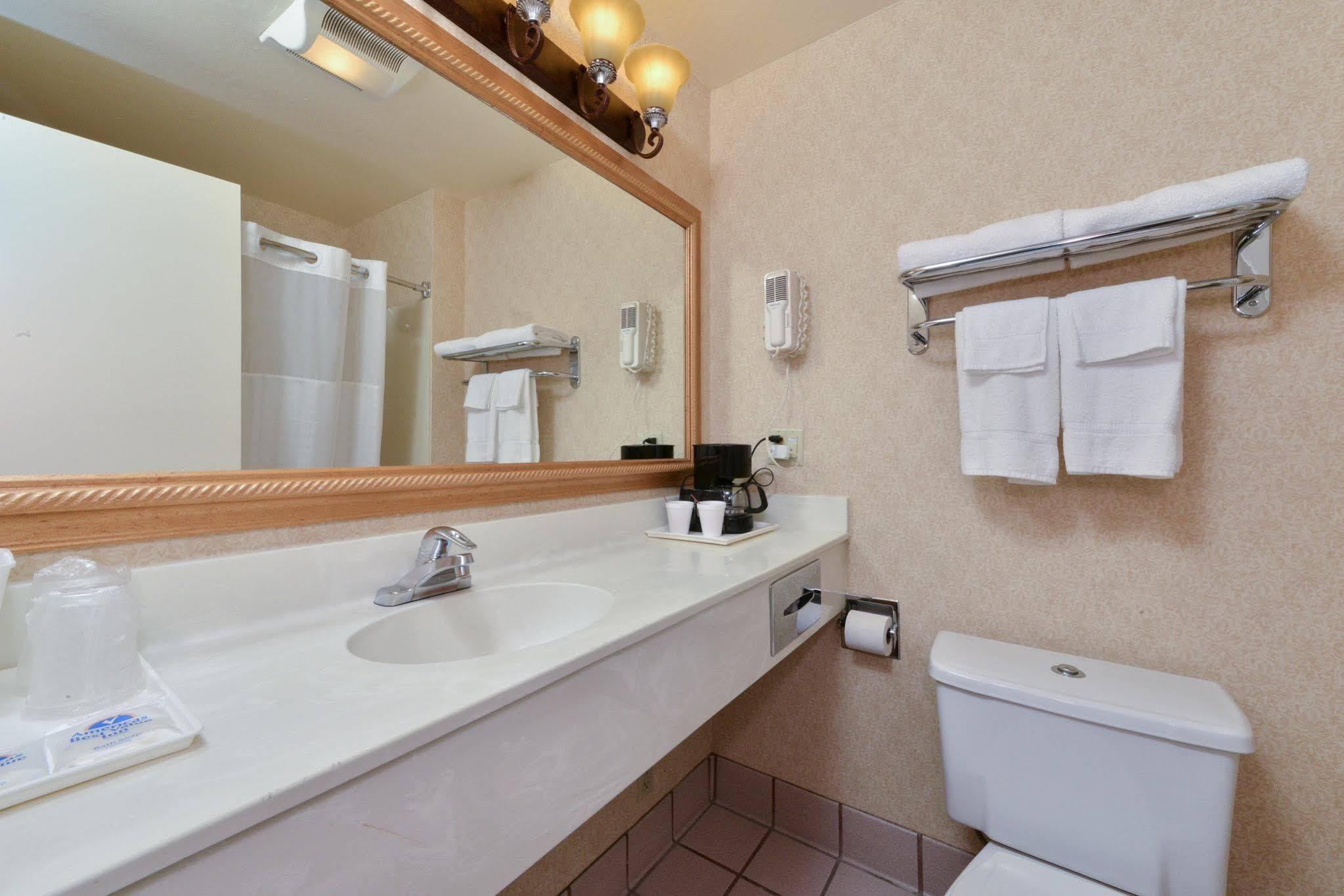 Americas Best Value Inn San Jose Convention Center Eksteriør billede